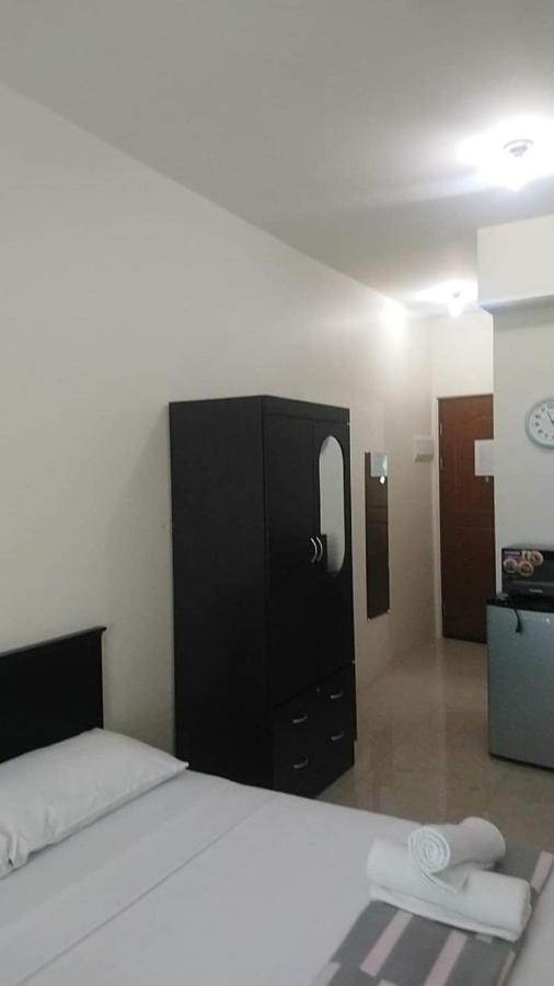 Affordable Makati Serviced Apartments Manila Exterior photo
