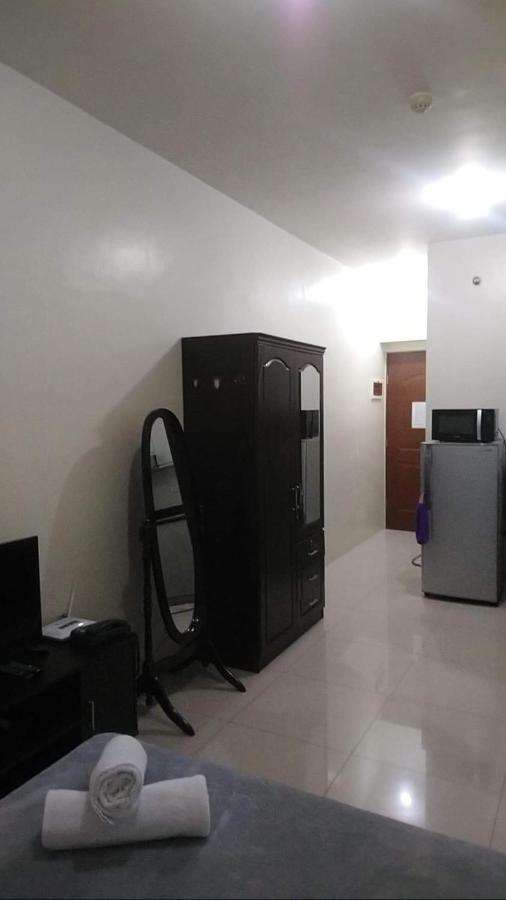 Affordable Makati Serviced Apartments Manila Exterior photo