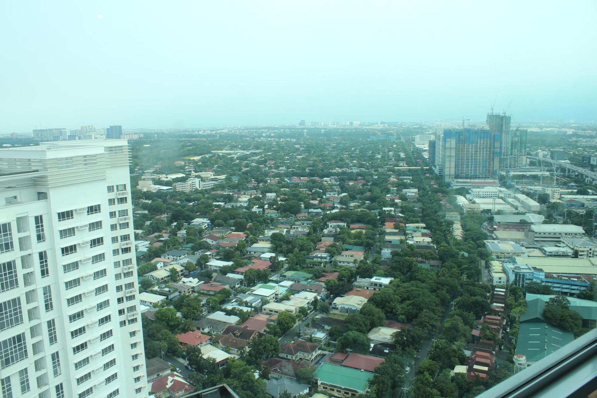 Affordable Makati Serviced Apartments Manila Exterior photo