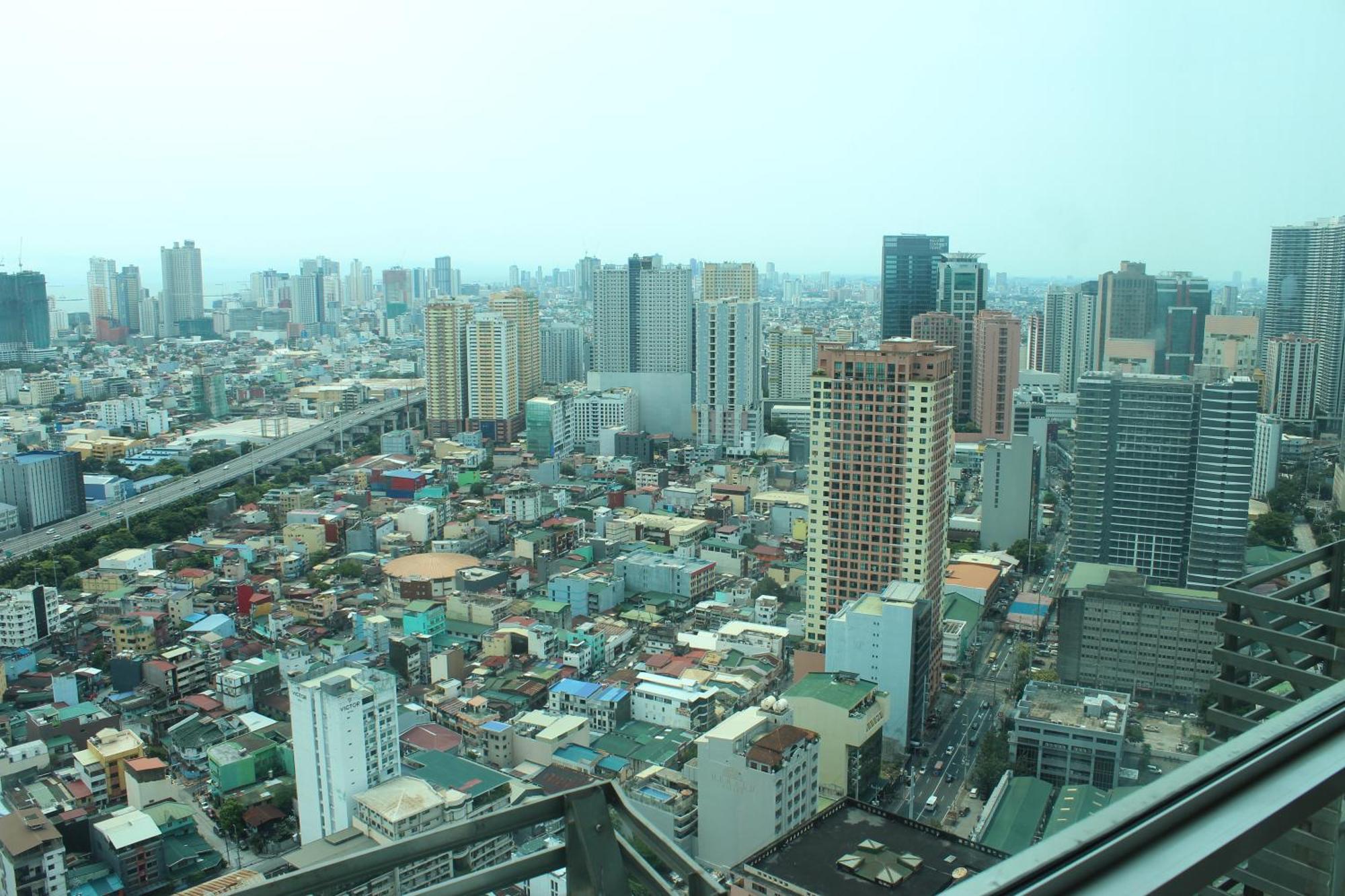 Affordable Makati Serviced Apartments Manila Exterior photo